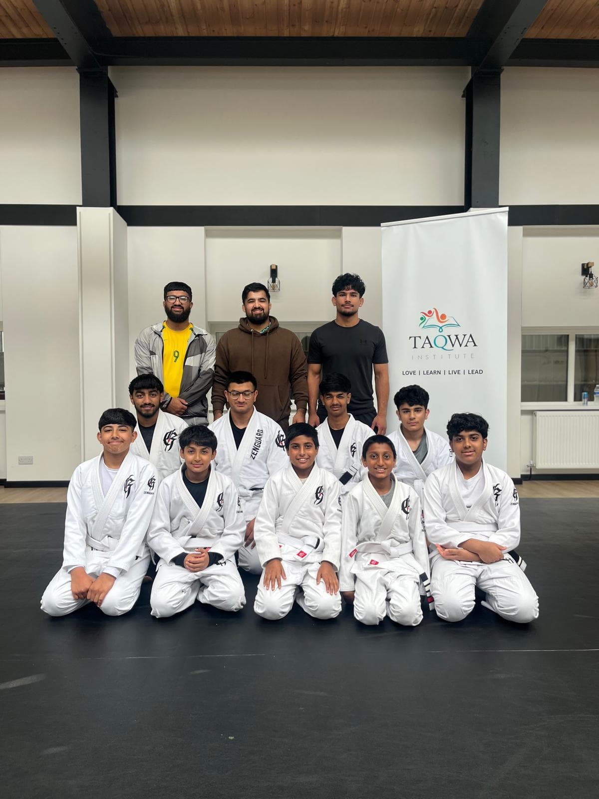 Brazilian Jiu-Jitsu Open Mat Session Draws Strong Turnout